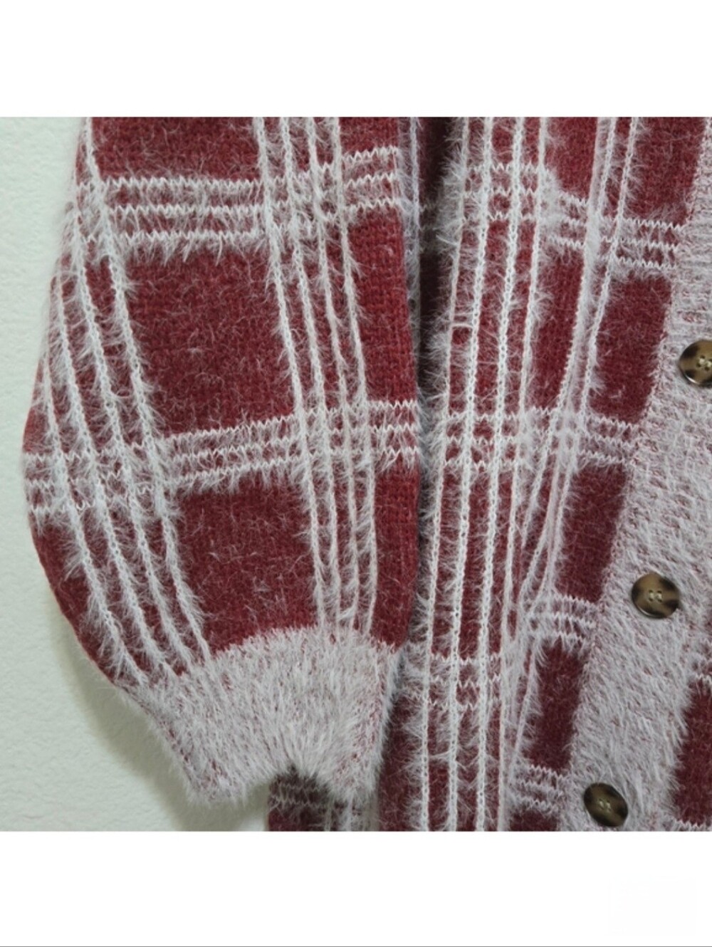 BLOOMCHIC Red White Plaid Cardigan Sweater Buttoned Fuzzy Knit Size 22 / 24 - Picture 6 of 15